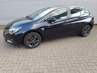 Opel Astra Benzine