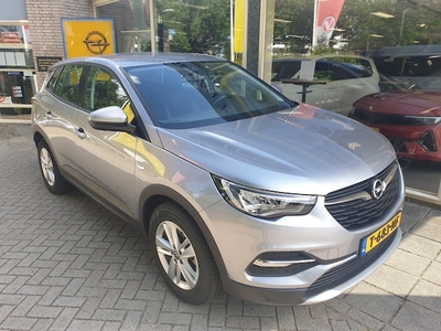 Opel Grandland Benzine