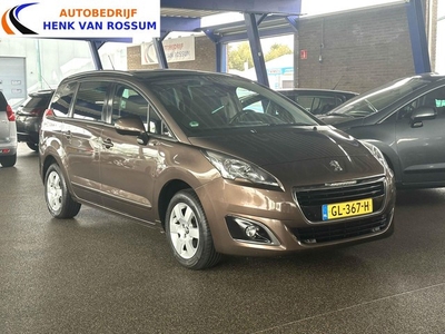 Peugeot 5008 1.2 PureTech Style 7p. Panoramadak Trekhaak