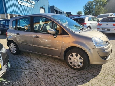 Renault Modus 1.6-16V Expression