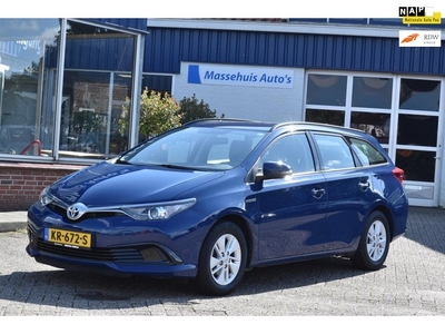 Toyota Auris Touring Sports 1.8 Hybrid Now 1e eig. Trekhaak