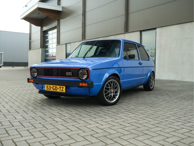 Volkswagen Golf 1.8 GTI Airride l Kuipstoelen l BBS l