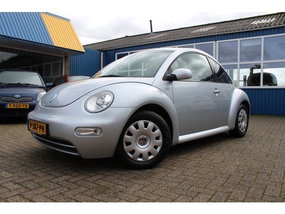 Volkswagen New Beetle 1.4-16V 