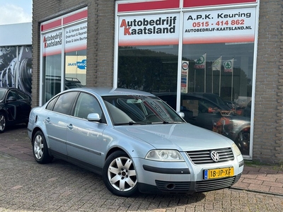 Volkswagen Passat 2.0-20V Sportline - Airco - Trekhaak -