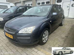 Ford Focus 1.4-16V Ambiente