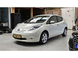 Nissan LEAF Base 24 kWh Navigatie, bluetooth, Nieuwe APK