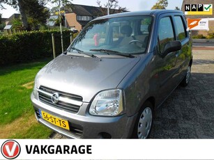 Opel Agila 1.2-16V Essentia