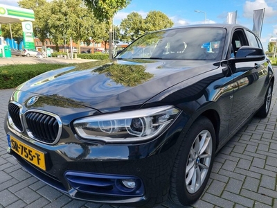 BMW 1-serie 118d Executive Sport Automaat Navi