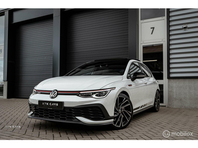 Volkswagen Golf 8 2.0 TSI GTI CLUBSPORT 300PK|Pano|HK|IQ|Nürburgring|Memory Seats|Keyless|