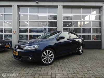 Volkswagen Jetta 1.4 TSI Highline , xenon , leder