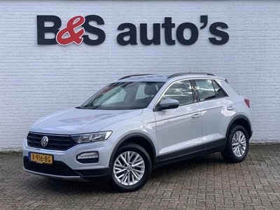 Volkswagen T-ROC 1.5 TSI Sport DSG Trekhaak Navigatie Clima