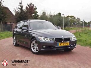 BMW 3 Serie Touring 320i Upgrade Edition