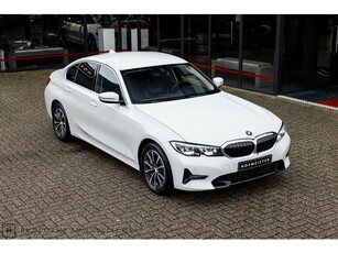 BMW 330e Sport Line Harman/Kardon