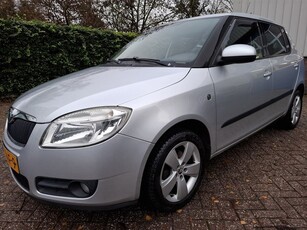 Škoda Fabia 1.4-16V TOUR CLIMAT/CRUISE/TREKHAAK 86PK