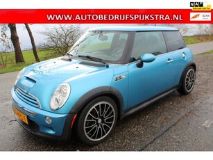 Mini Mini 1.6 Cooper S // AUTOMAAT / PANO / LEER //