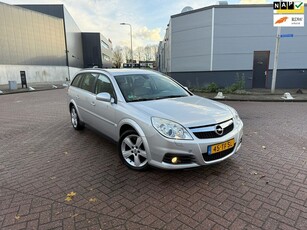 Opel Vectra Wagon 2.2-16V Executive AUTOMAAT APK LEER