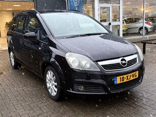 Opel Zafira 2.2 Temptation (bj 2007)