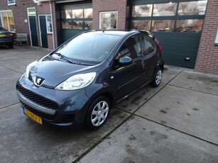 Peugeot 107 1.0-12V XS