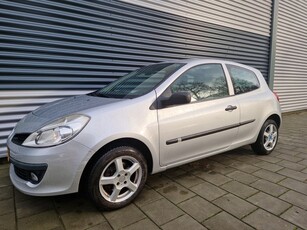 Renault Clio 1.2-16V Special Line Leder NAP (bj 2008)