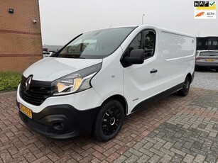 Renault Trafic 1.6 dCi T29 L2H1 Générique 3 zits.