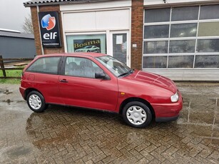 SEAT Ibiza 1.6i 