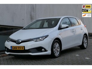 Toyota Auris 1.8 Hybrid Business Navi PDC Clima