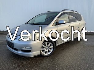 Toyota Avensis Verso 2.0D-4D MARGE (bj 2004)