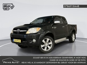 Toyota Hilux 2.5 D-4D SX Xtra Cab 1e EIGENAARTREKHAAK