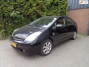 Toyota Prius 1.5 VVT-i Business