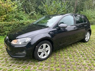 Volkswagen Golf 1.2 TSI Highline Zwart