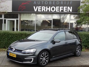 Volkswagen Golf 1.4 TSI GTE - PANORAMADAK - KEYLESS -