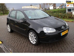 Volkswagen Golf 1.6 FSI Comfortline