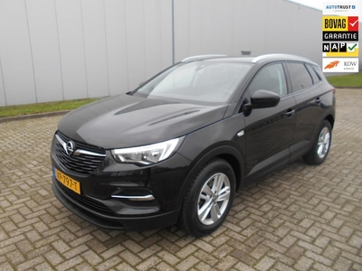 Opel Grandland Benzine