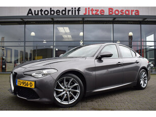 Alfa Romeo Giulia 2.0T 200pk Automaat Super Veloce Bi-Xenon | Bruin Leder | Sportstoelen | Carplay | 18 Inch LMV | Elek. Stoelen | Dealer Onderhouden!!