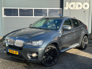 BMW X6 XDrive50i 8cil boekjes