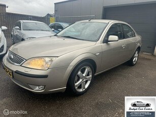 Ford Mondeo 1.8-16V Ambiente