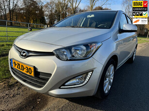 Hyundai I20 1.2i i-Deal top onderhouden met trekhaak