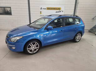 Hyundai i30 CW 1.6i Blue Dynamic