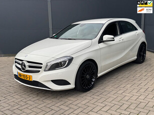 Mercedes-Benz A-klasse 180 Prestige / Navi / Led / Automaat