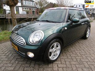 Mini Mini 1.6 Cooper Clima Cruise Historie Youngtimer Keurige auto