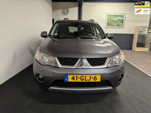 Mitsubishi Outlander 2.2 DI-D Instyle / Dealer onderhouden / 7Pers / zo goed als nieuw!!