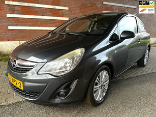 Opel Corsa 1.4-16V Cosmo, Navi, Airco, Dealeronderh., 1e eigenaar,