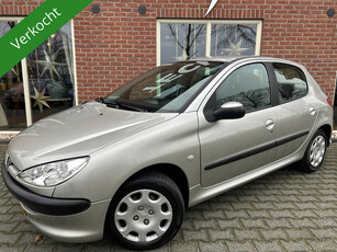 Peugeot 206 1.4 X-line Automaat VERKOCHT!