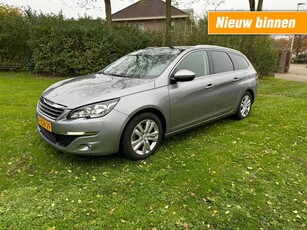 Peugeot 308 1.2 SW - panoramadak navigatie ecc zeer nette staat!