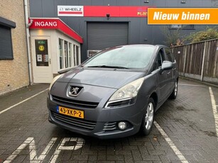 Peugeot 5008 1.6 - 7 persoons panorama dak -exportprijs!