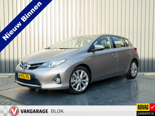 Toyota Auris 1.8 Hybrid Dynamic | 17'' | Keyless | Camera | Trekhaak | Navi | Prijs Rijklaar!!