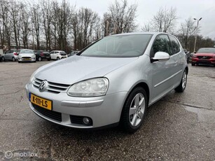 Volkswagen Golf 1.6 United