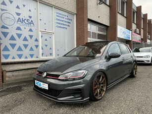 Volkswagen Golf 2.0 TSI GTI Performance Pano/DSG/Verlaagd/Memory/Leder/19inch/Standkachel/ElektrischeTrekhaak/PorscheVelgen/Blindspot/Camera/DiscoverPro