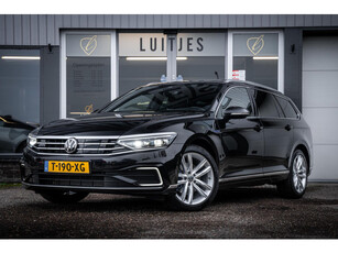 Volkswagen Passat Variant 1.4 TSI PHEV GTE I Pano-dak I Leder I Trekhaak I iQ light I Massagestoelen I Carplay I Facelift I Dealer