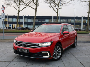 Volkswagen Passat Variant GTE 1.4 TSI PHEV 218PK | Panodak | Camera | Trekhaak | Elektrische kofferklep | Stoelverwarming | Massage |